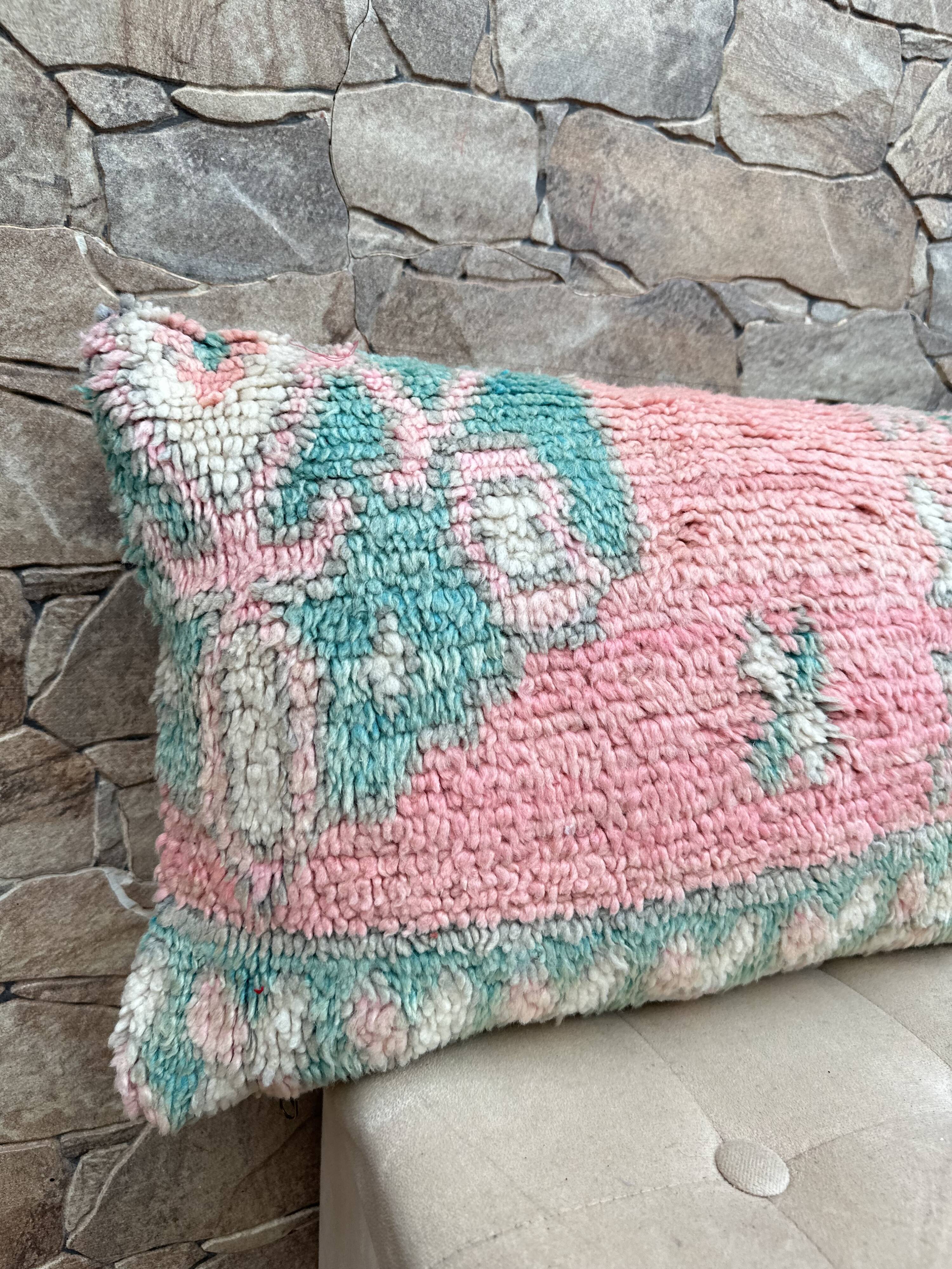Beautiful vintage Berber Kilim cushion from Morocco