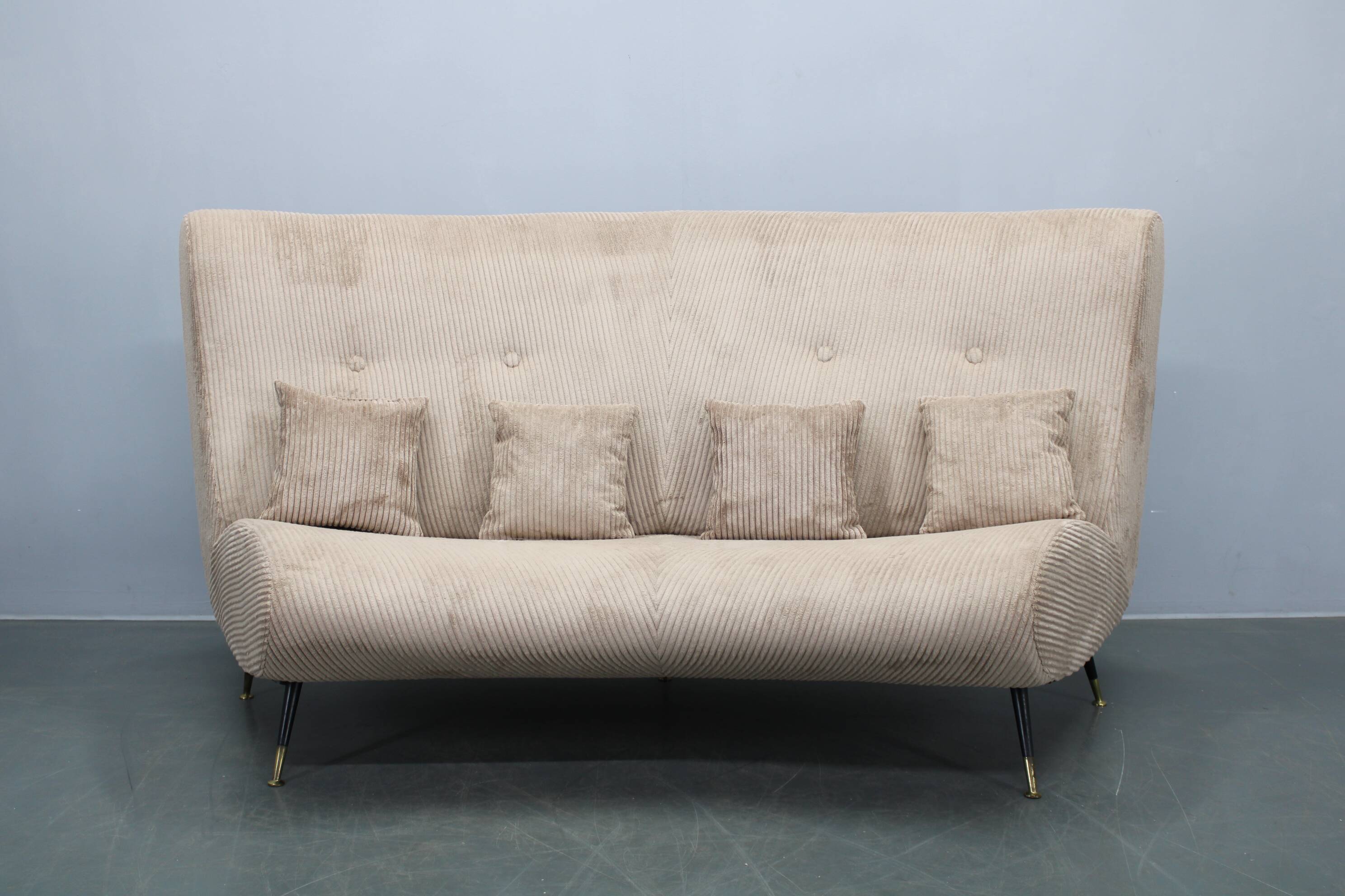 Gigi Radice for Minotti curved modular sofa, Italy, 1950s