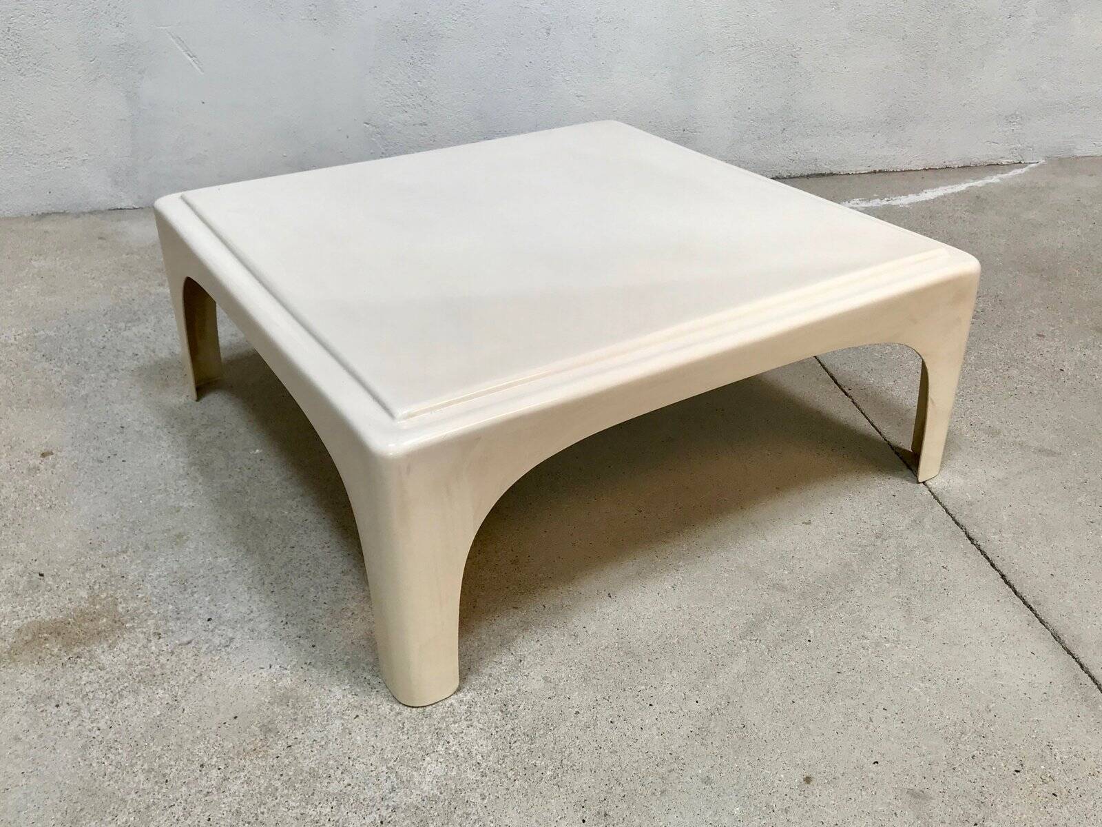 Early Space Age Side or Coffee Table in Fiberglass, West-Germany, 1960s