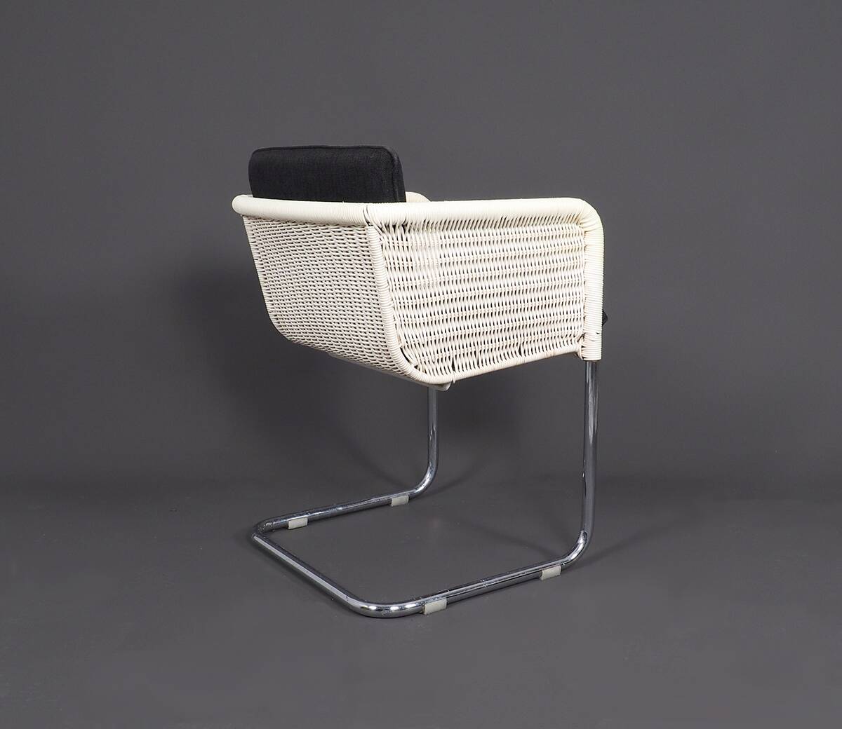 Chaises cantilever blanches Tecta D43, années 1980, lot de 4