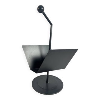 Vintage Postmodernist Black Metal Magazine Rack, Italy, 1980s