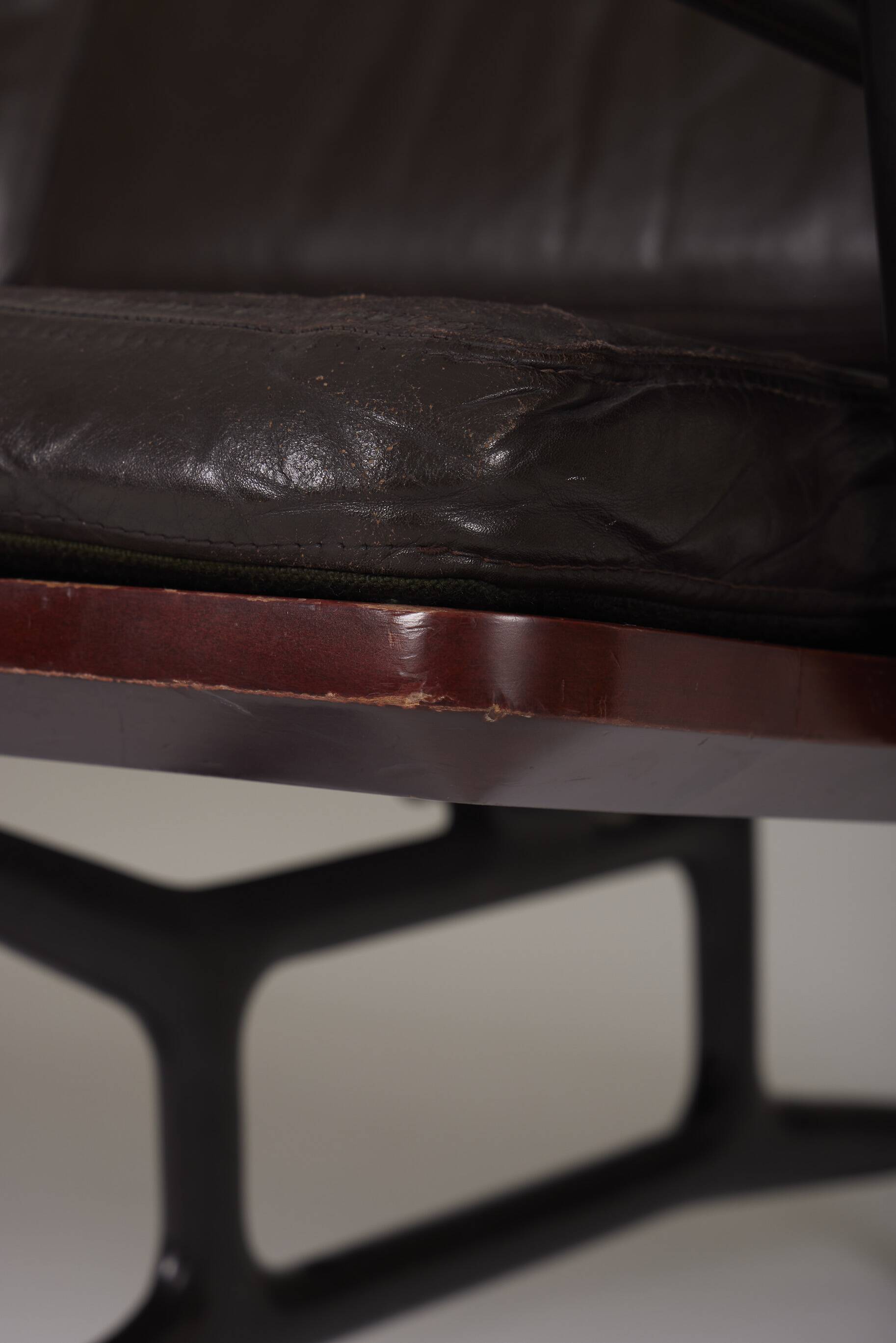 Charles and Ray Eames leather sofa, 1980s