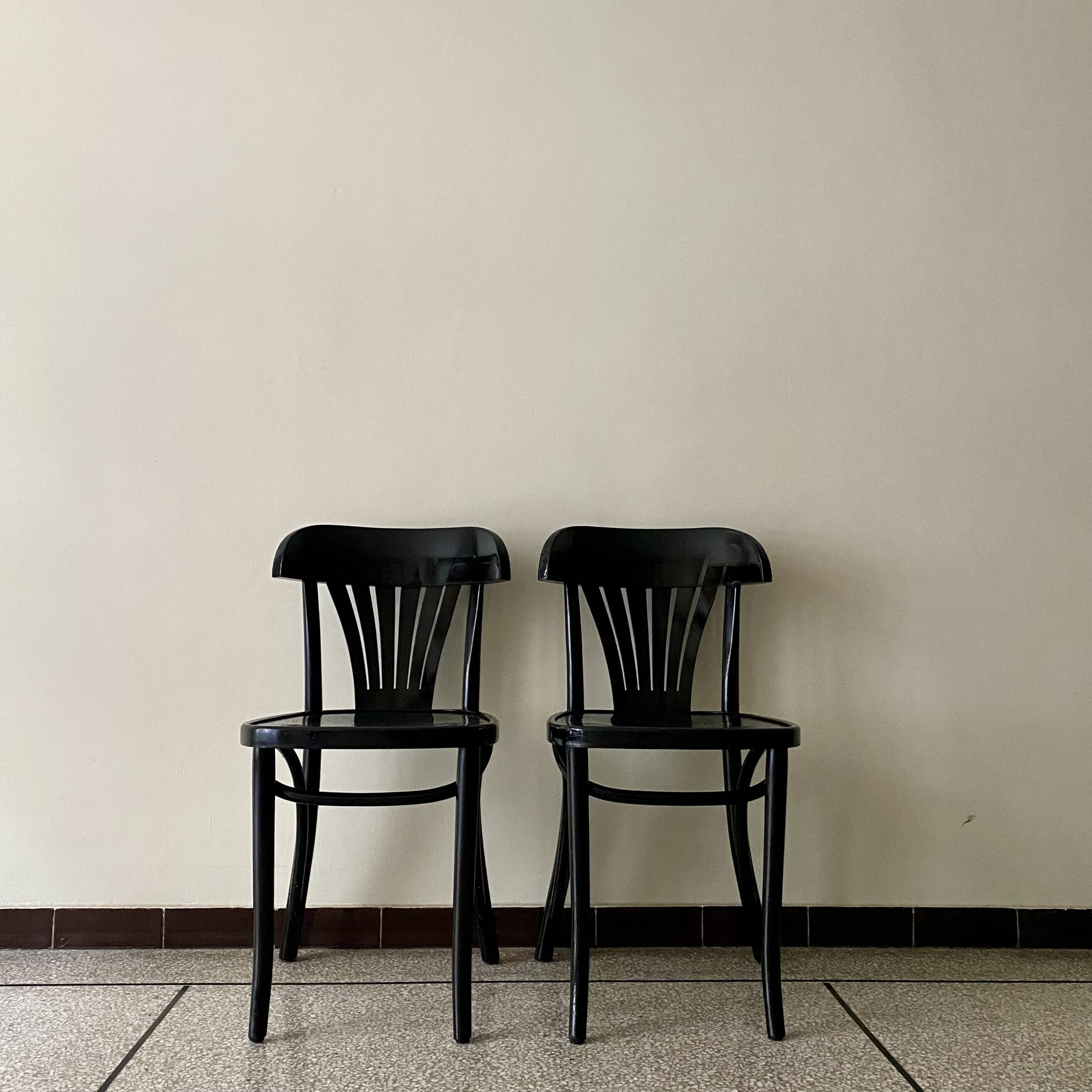 Black bistro chair x2