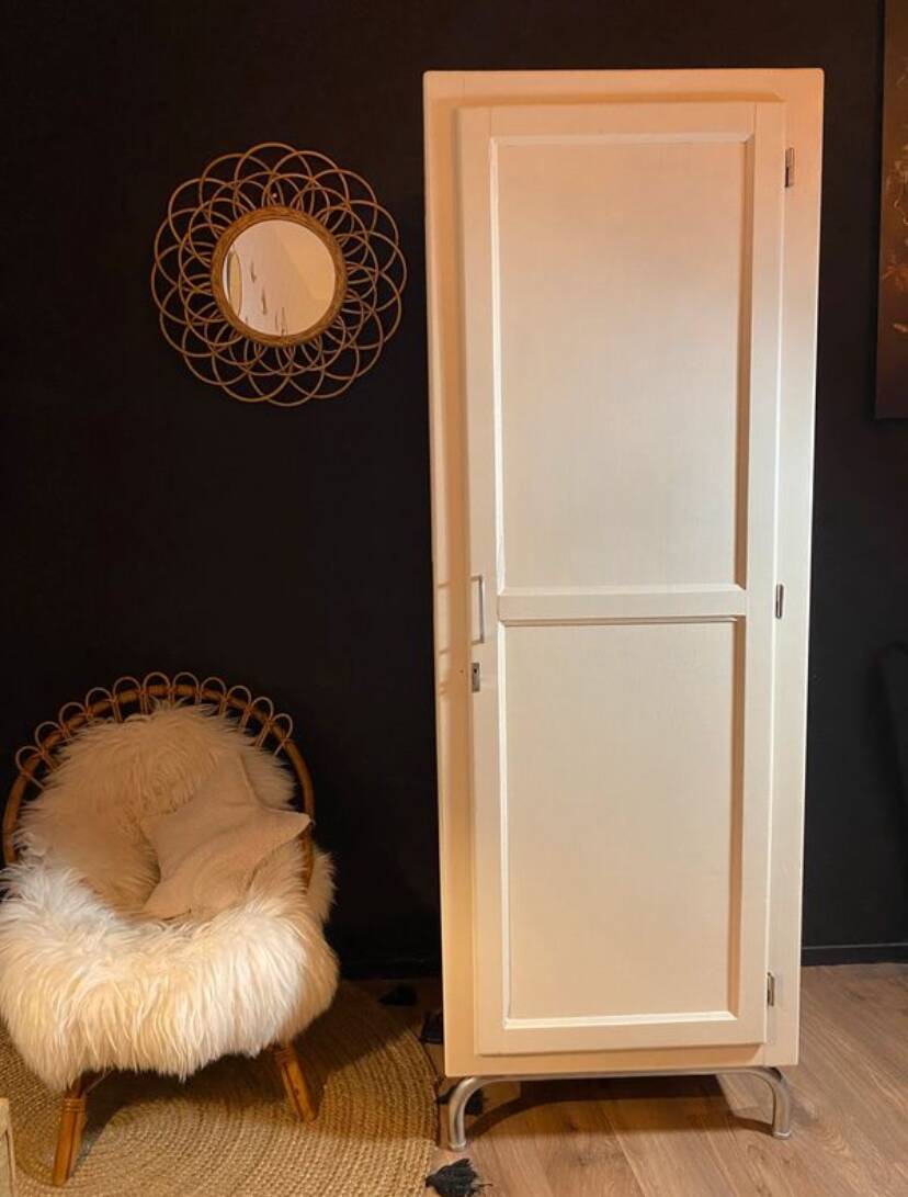 Boarding school wardrobe Mobilor style