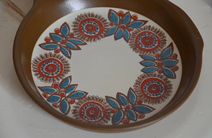 Scandinavian pan with painted floral patterns, vintage, never used