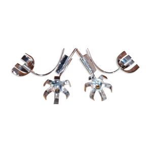 Deux appliques fleurs