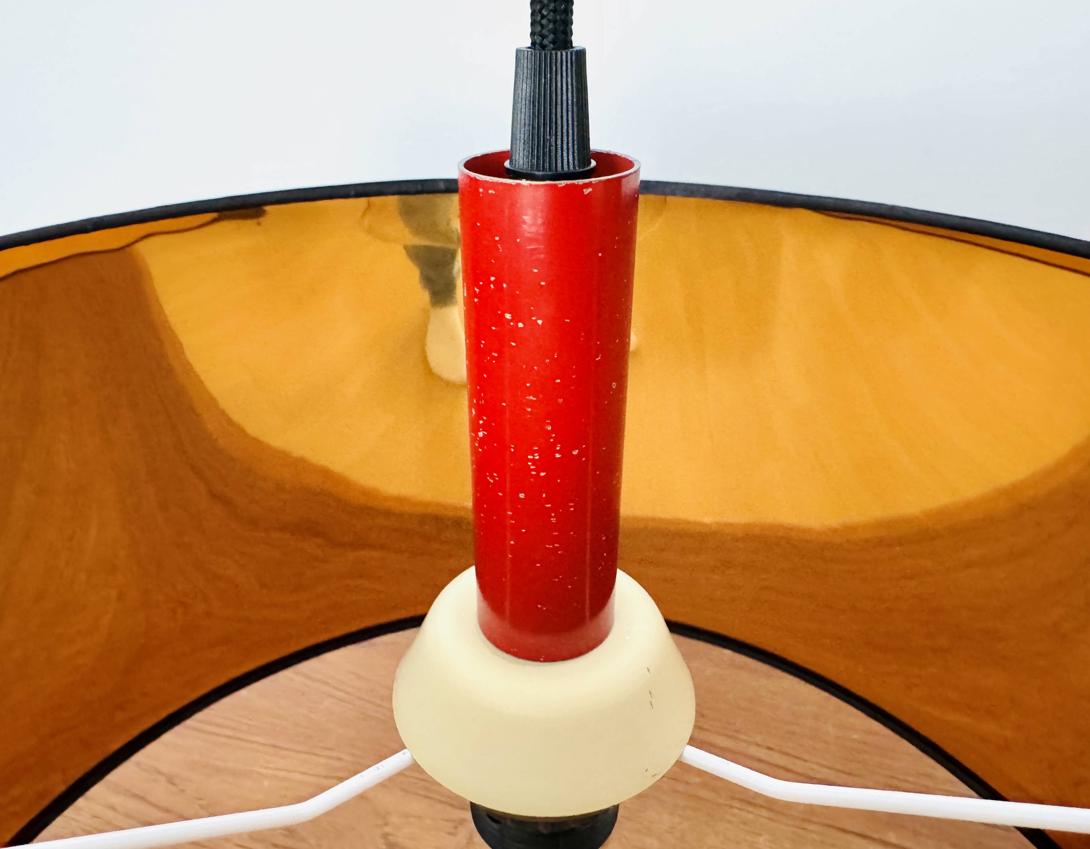 Adjustable Pendant Lamp with Counterweight