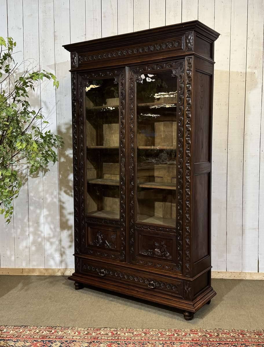 Breton library from the early 20th century in chestnut wood