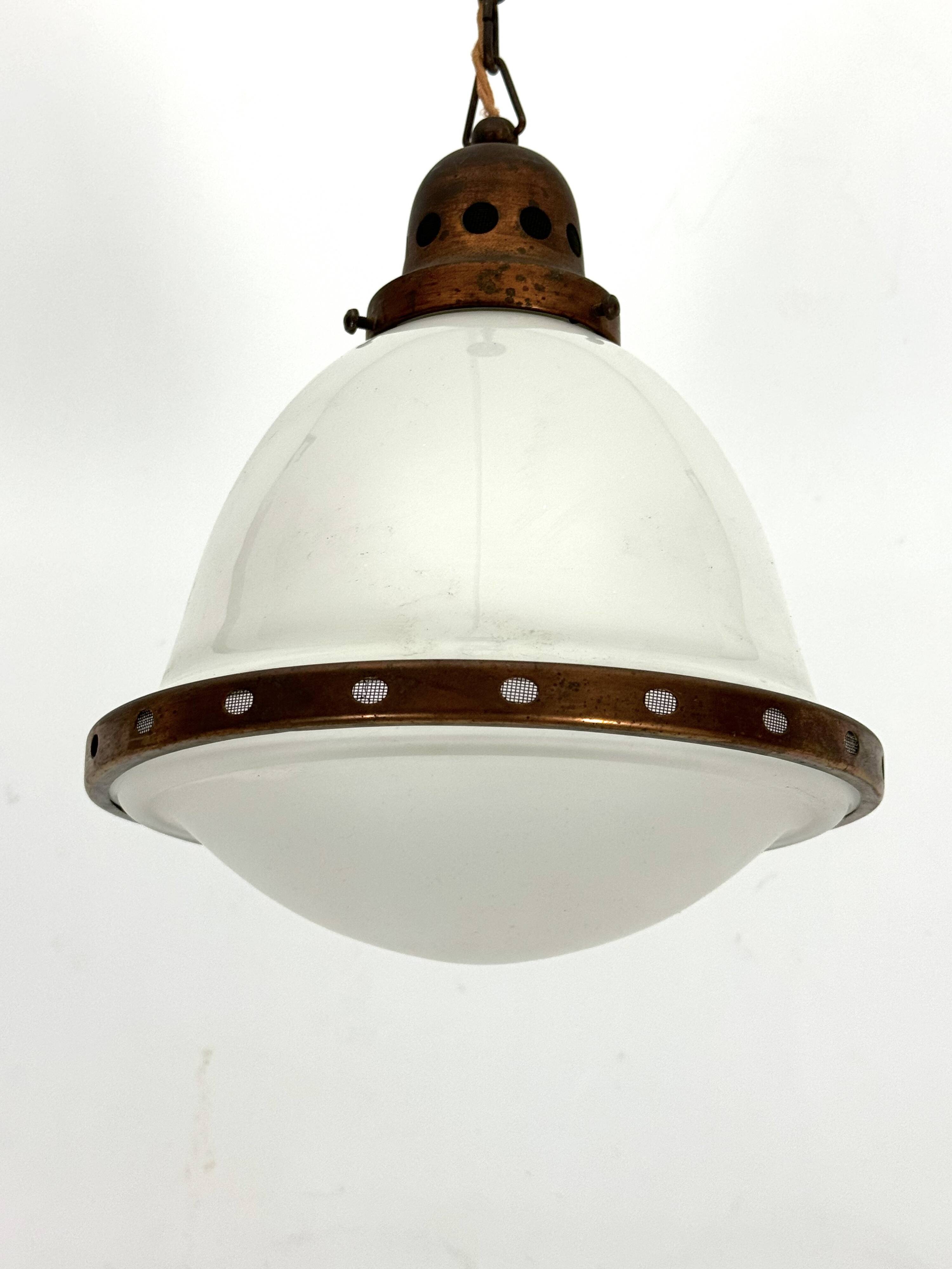 Vintage Industrial chandelier in copper and milk glass. Italy 1950s