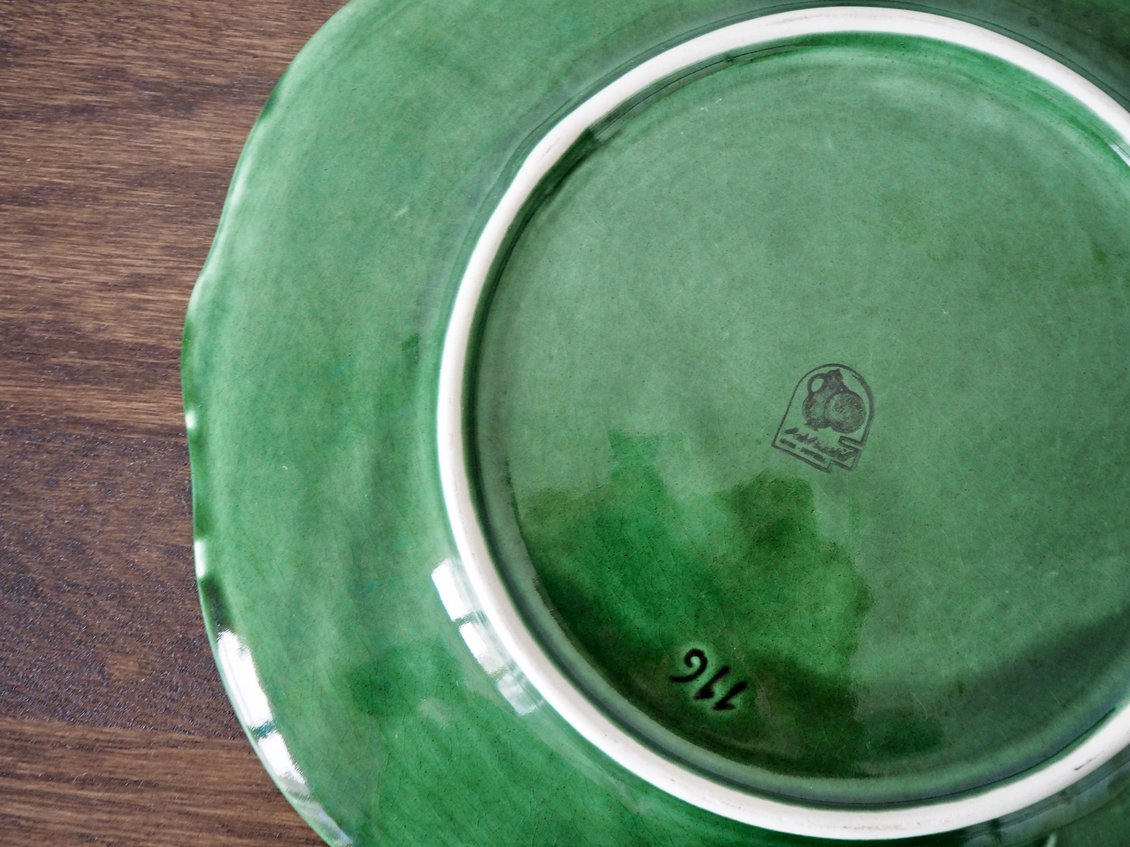 Souptureen and dish in cabbage slip