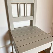 Chaise pour enfant en bois ancien
