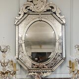 19th century Venitien mirror in bevelled and engraved glass