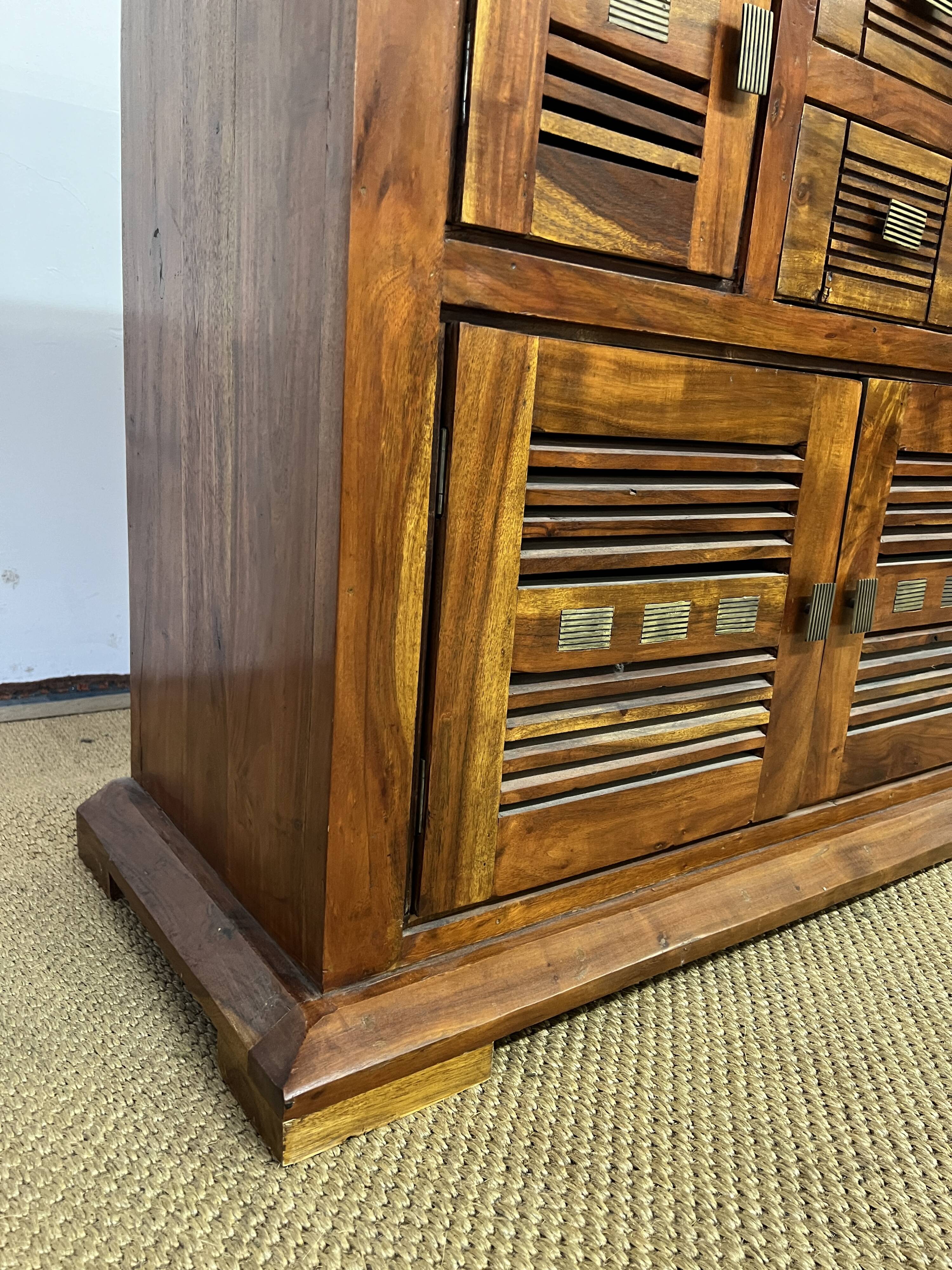 Solid acacia wood sideboard 4 doors, 2 drawers