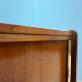 Cabinet with sliding doors