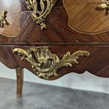 Louis XV period chest of drawers in rosewood marquetry