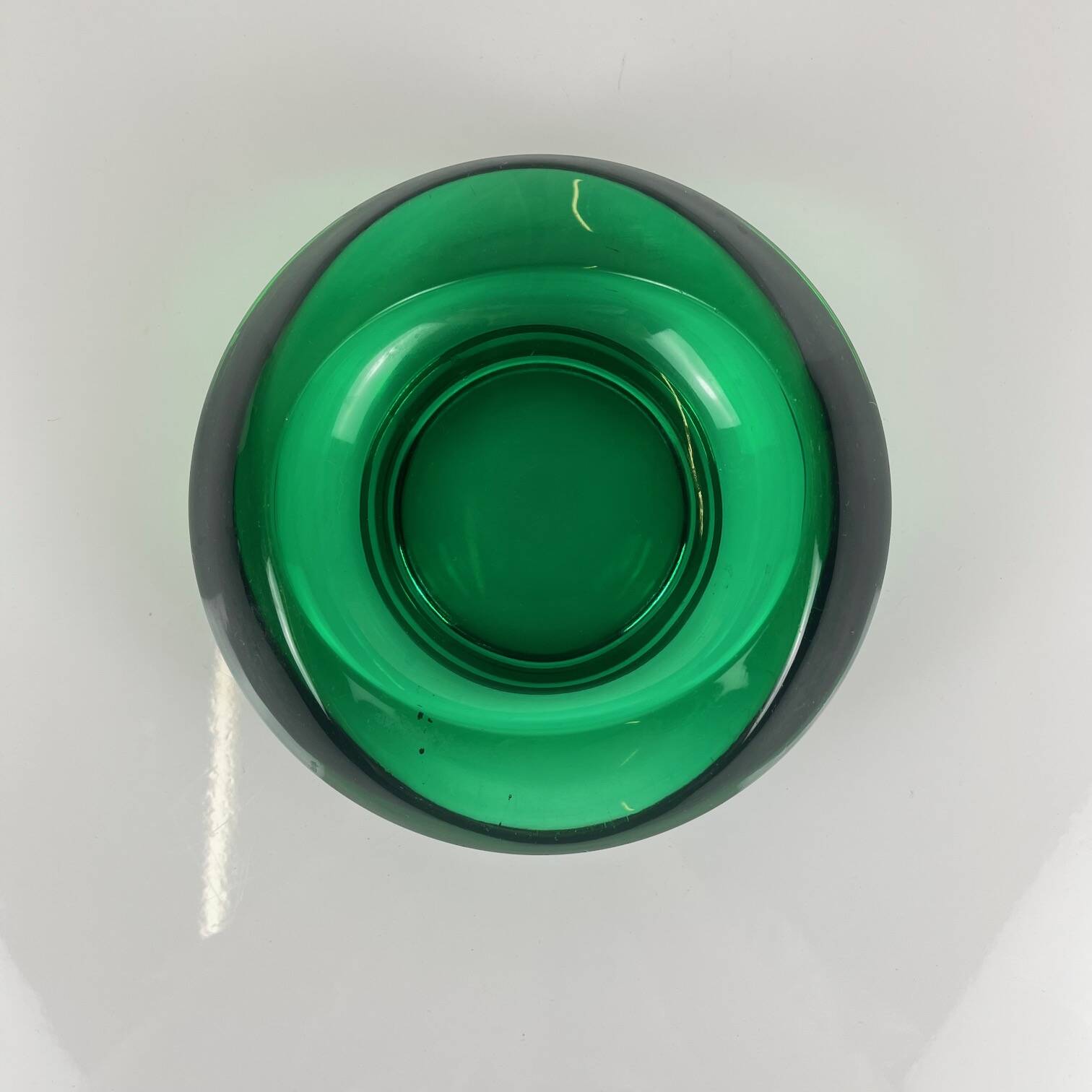 Vide poche / cendrier en verre vert, Tchéquie, 1960