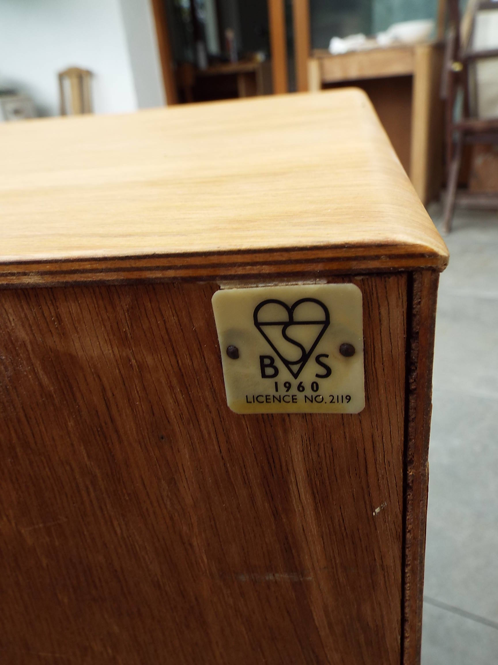 Compass feet dresser