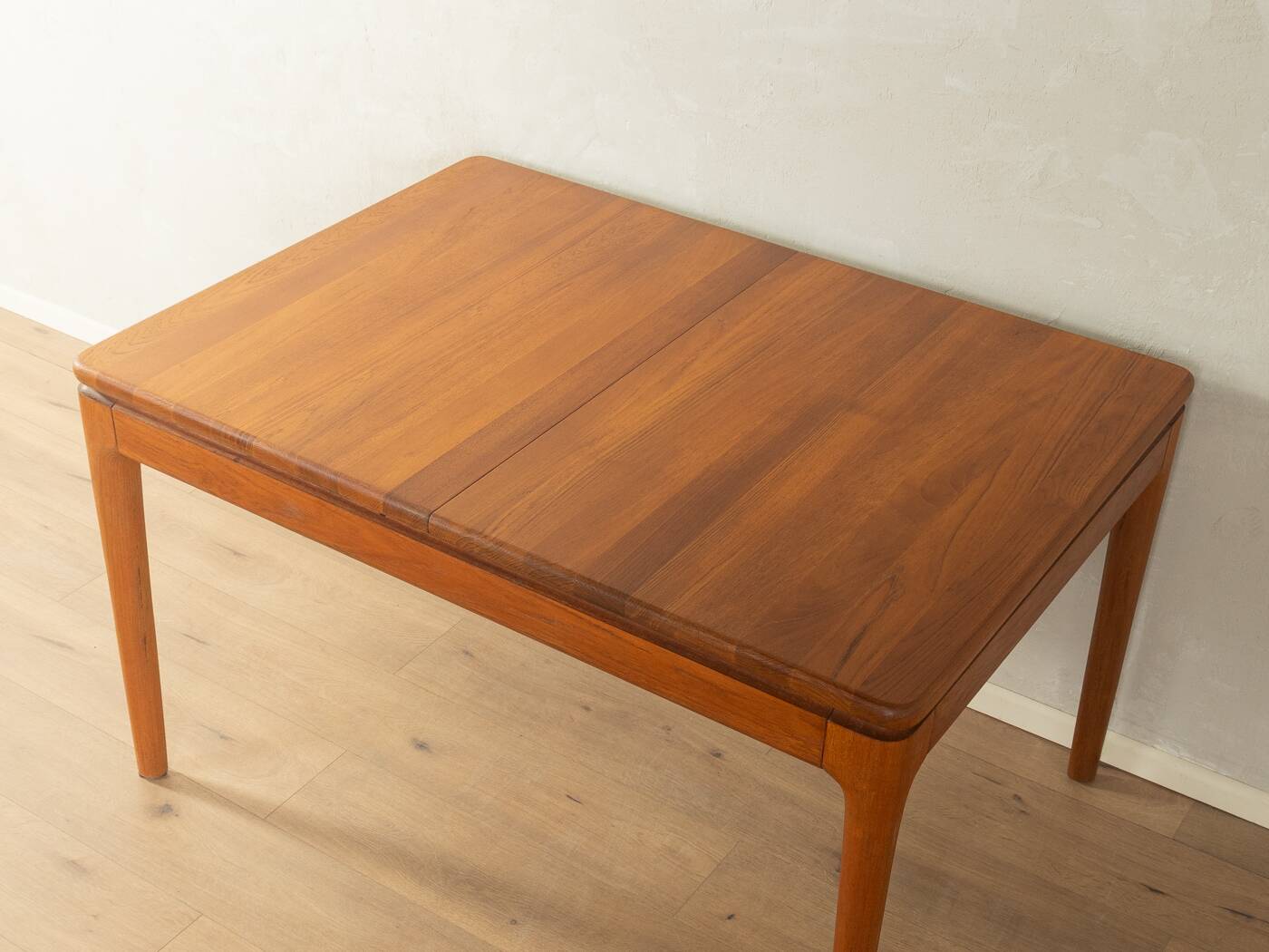 Glostrup Møbelfabrik | Grete Jalk – Extendable dining table, 1960s, teak
