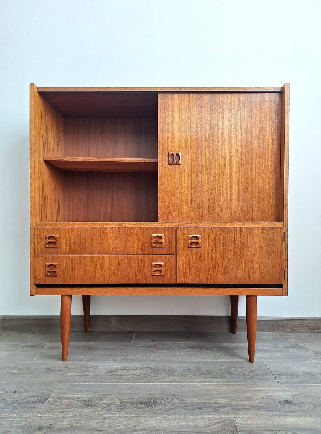 Sideboard, bookcase in teak veneer