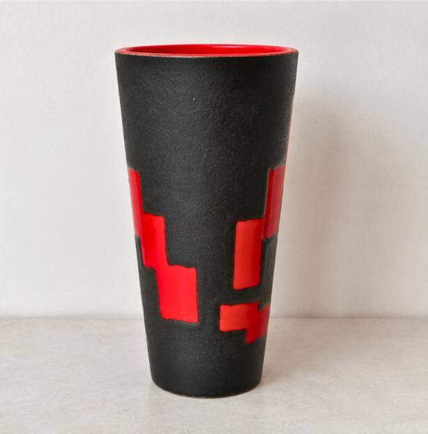 Large modernist vase signed Elchinger, red and black, c.1950 – 37 cm