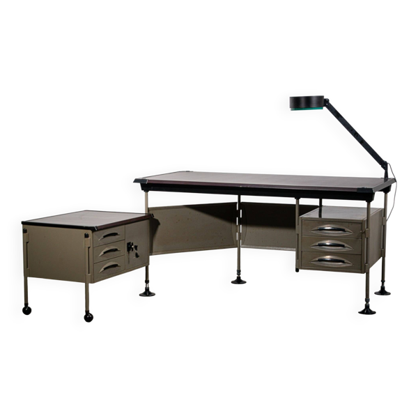 Bureau de direction série Spazio avec lampe par le Studio BBPR pour Olivetti, vers 1960 — Beyit