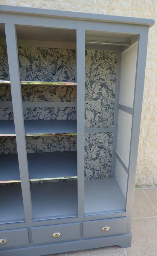 Cloakroom furniture or entrance furniture with plenty of storage space – wardrobe side, shelf side