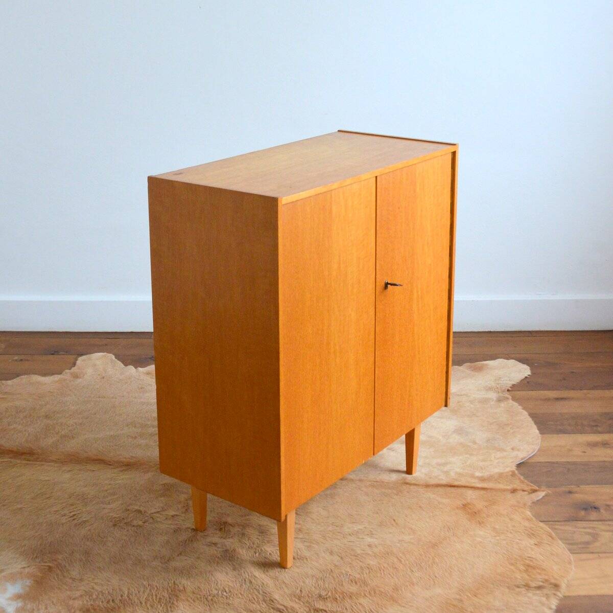 Storage unit / Wardrobe / Commode 1960 vintage