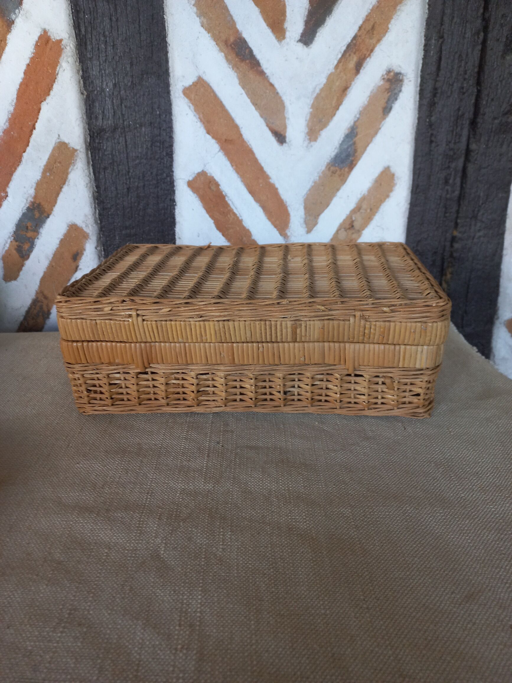 Braided wicker box