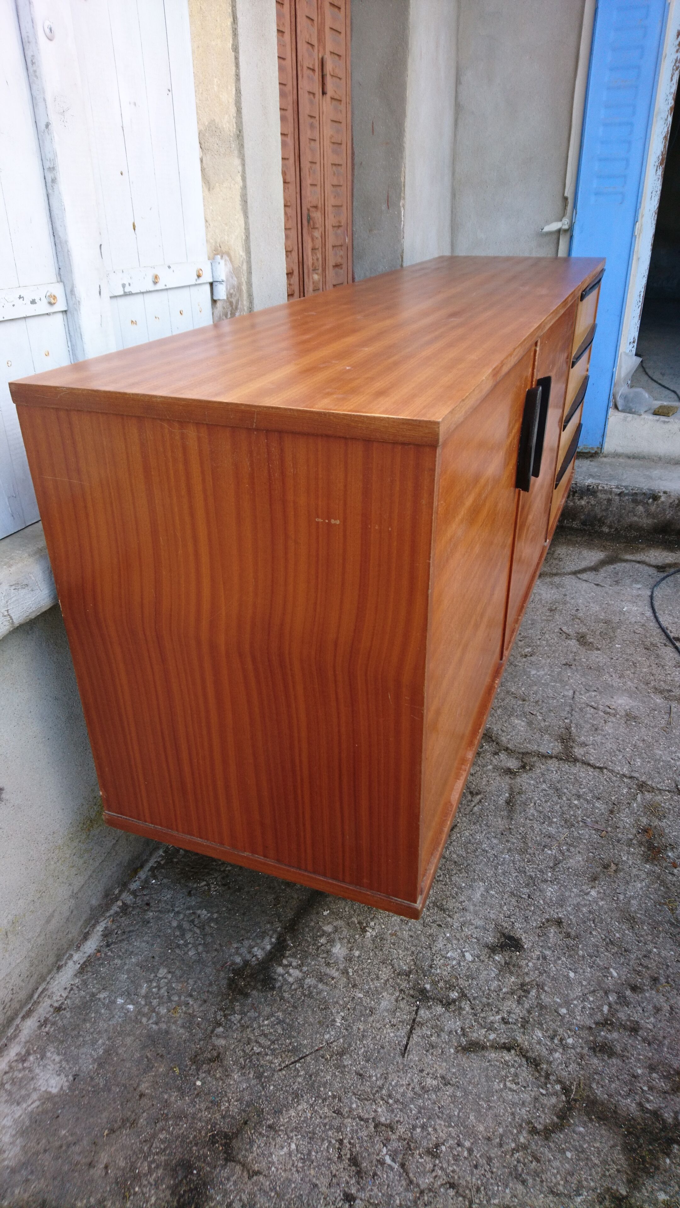 Sideboard
