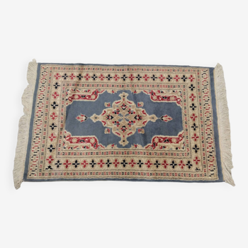 Handmade wool and silk Persian rug