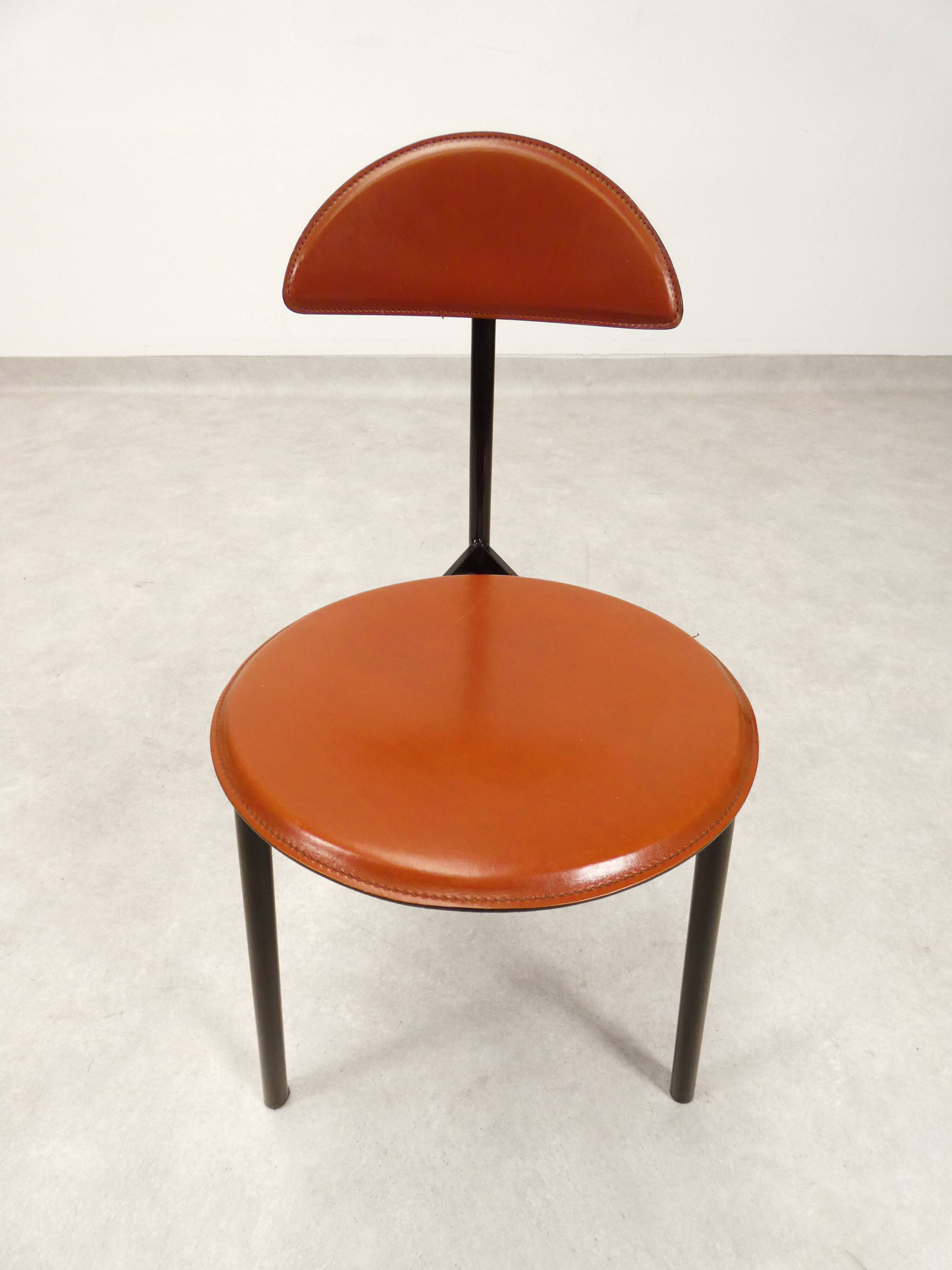 Set of 5 Linea Veam leather tripod chairs