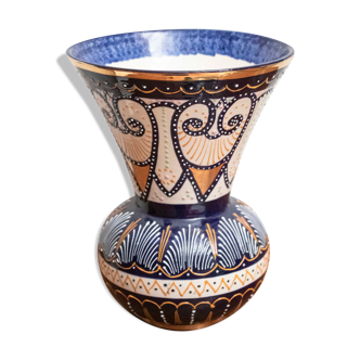 HB Quimper's old earthenware vase