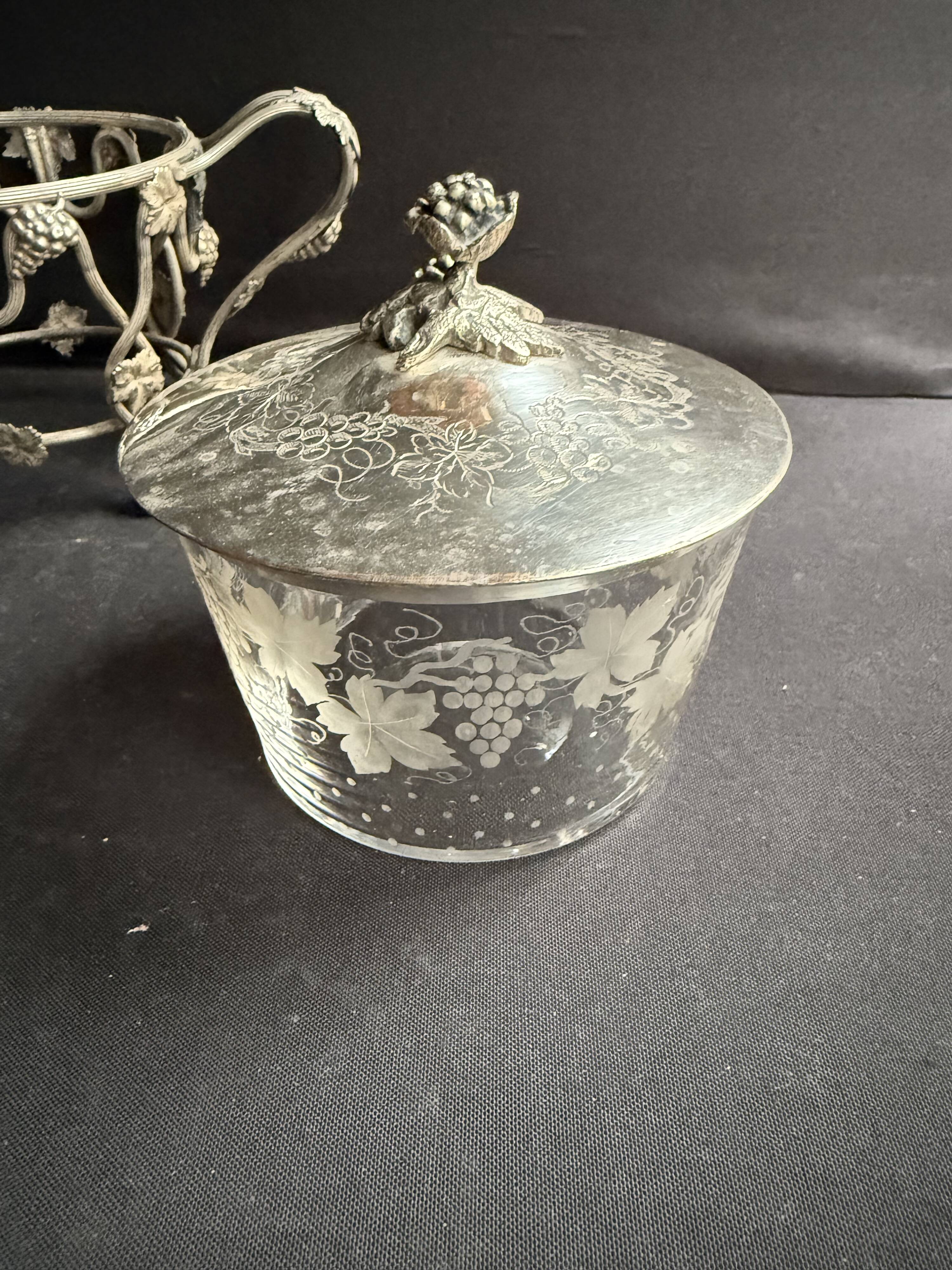 Sugar bowl/Candy bowl – Engraved crystal and silver metal