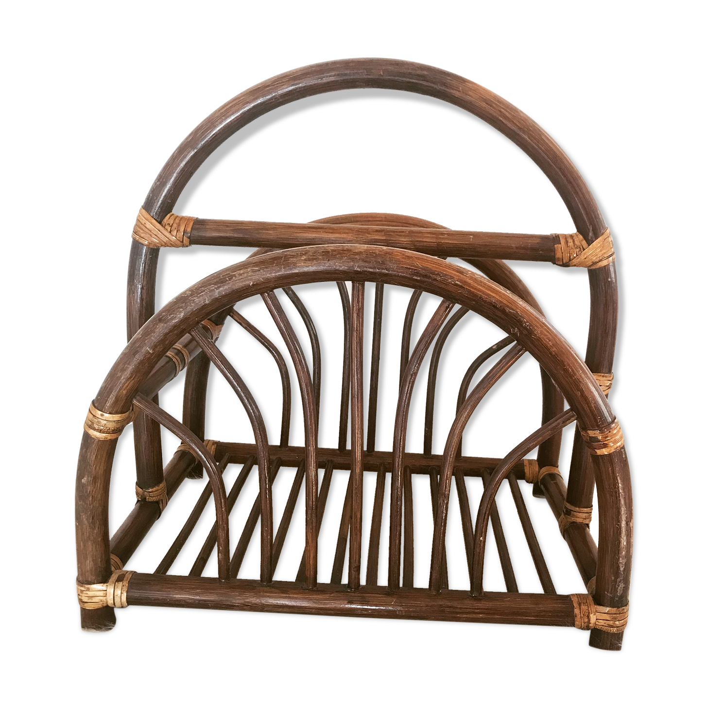 Vintage magazine holder in rattan and bamboo
