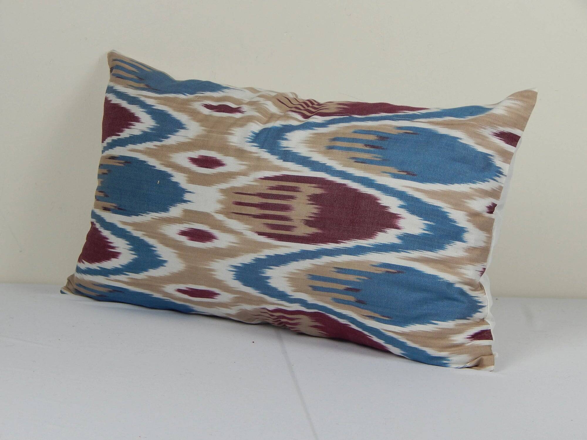 Vintage ikat cushion cover 30x51 cm