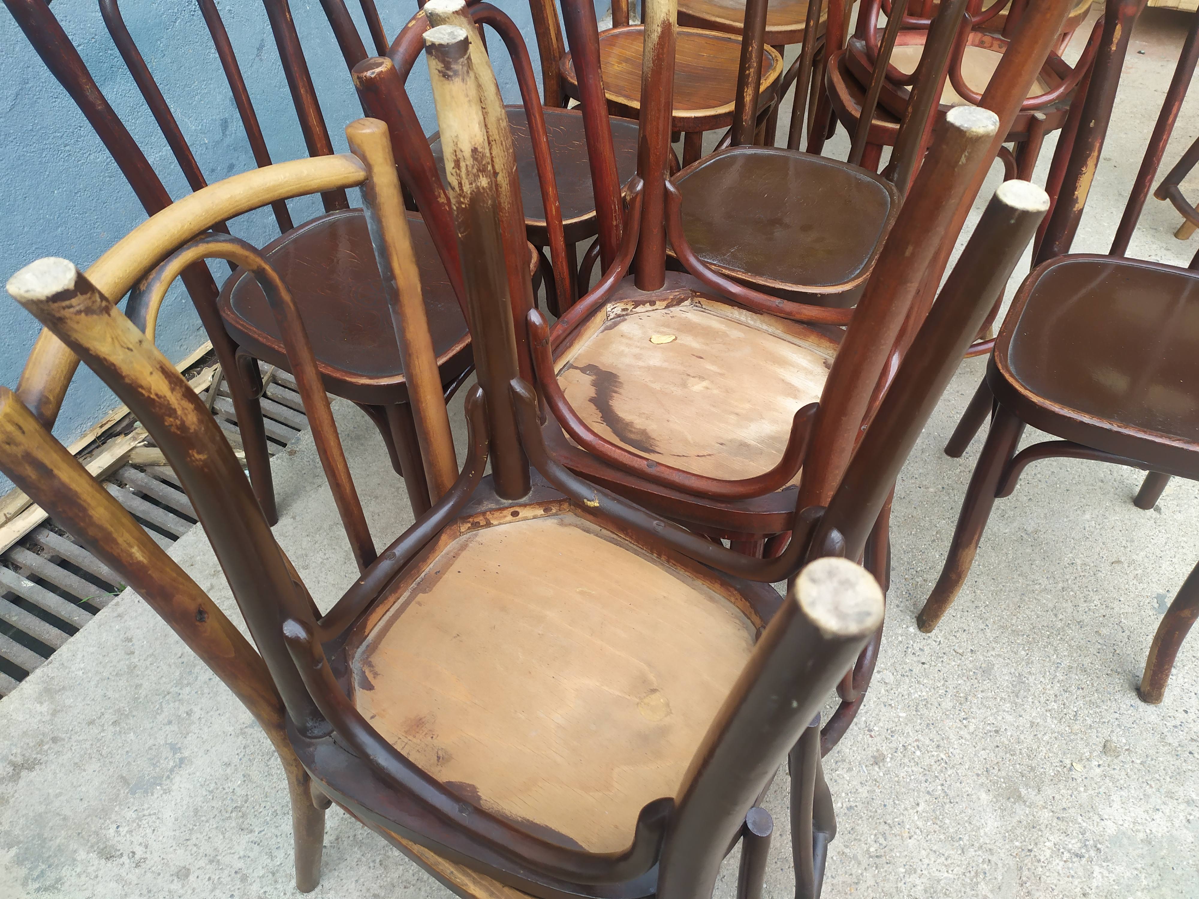 Lot de 16 chaises bistrot