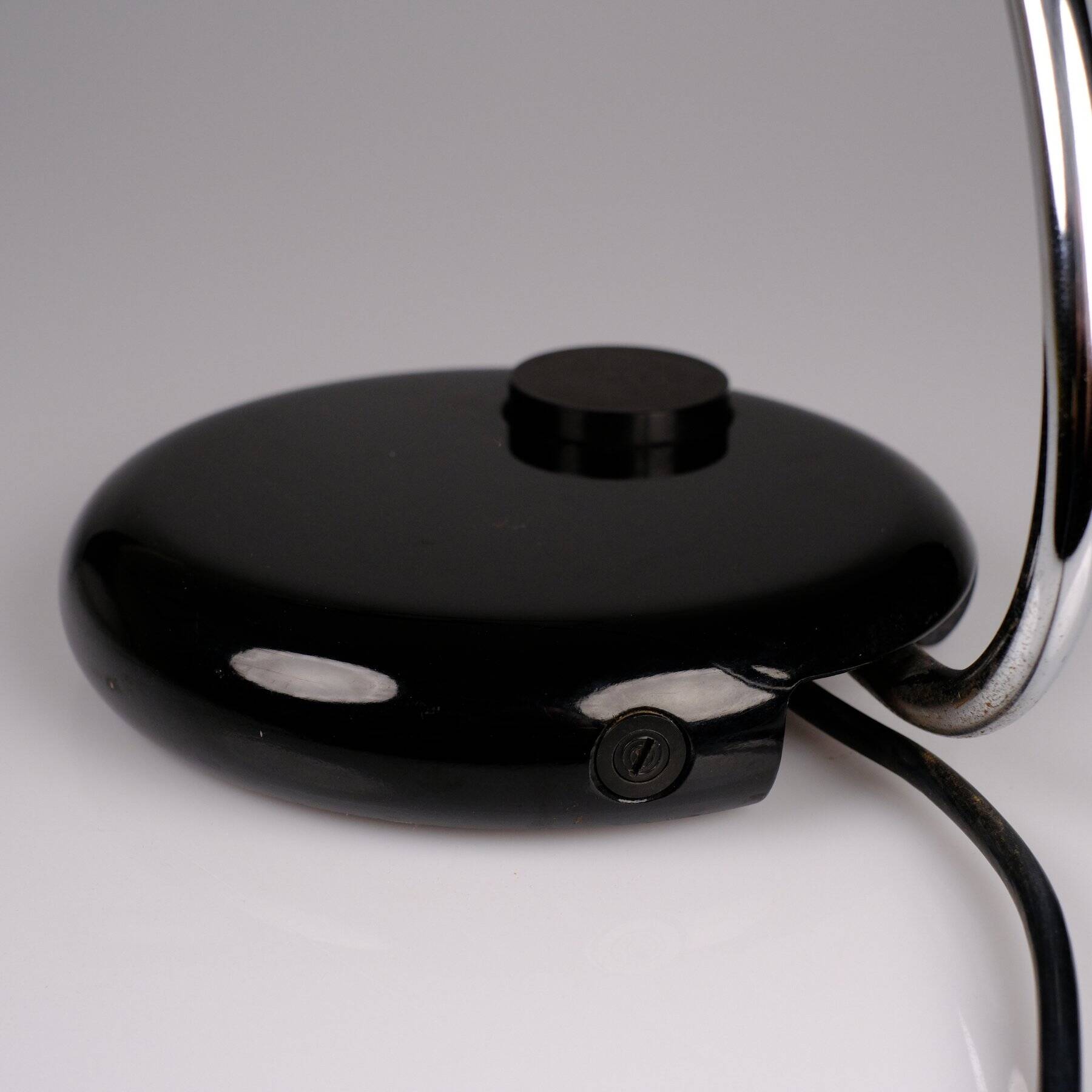 Vintage Desk Lamp • Wing 509 • Bruno Gecchelin • Oluce • 1973