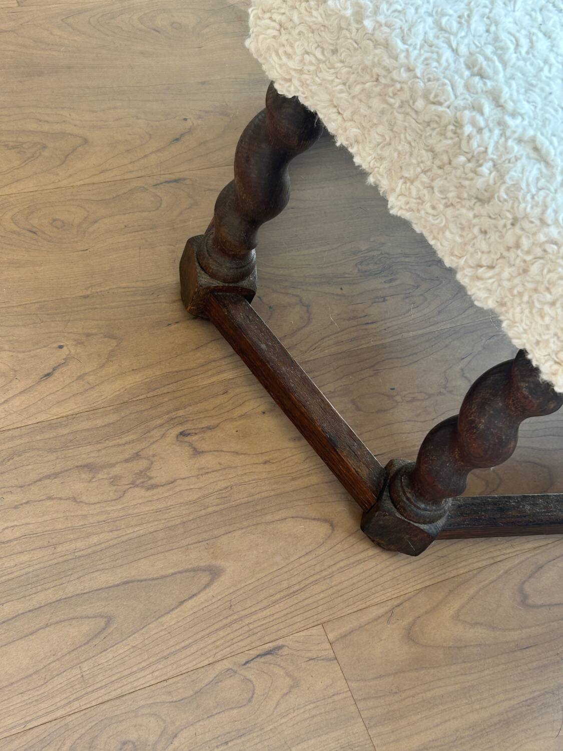 Tabouret de ferme danois moderne brutaliste des années 30 en chêne et laine