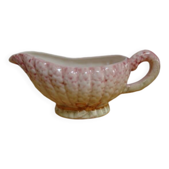 Asparagus sauce boat in slip