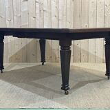 English mahogany table from the 1930s with an extension