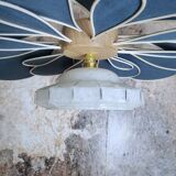 Flower suspension in linen, rattan and vintage old globe