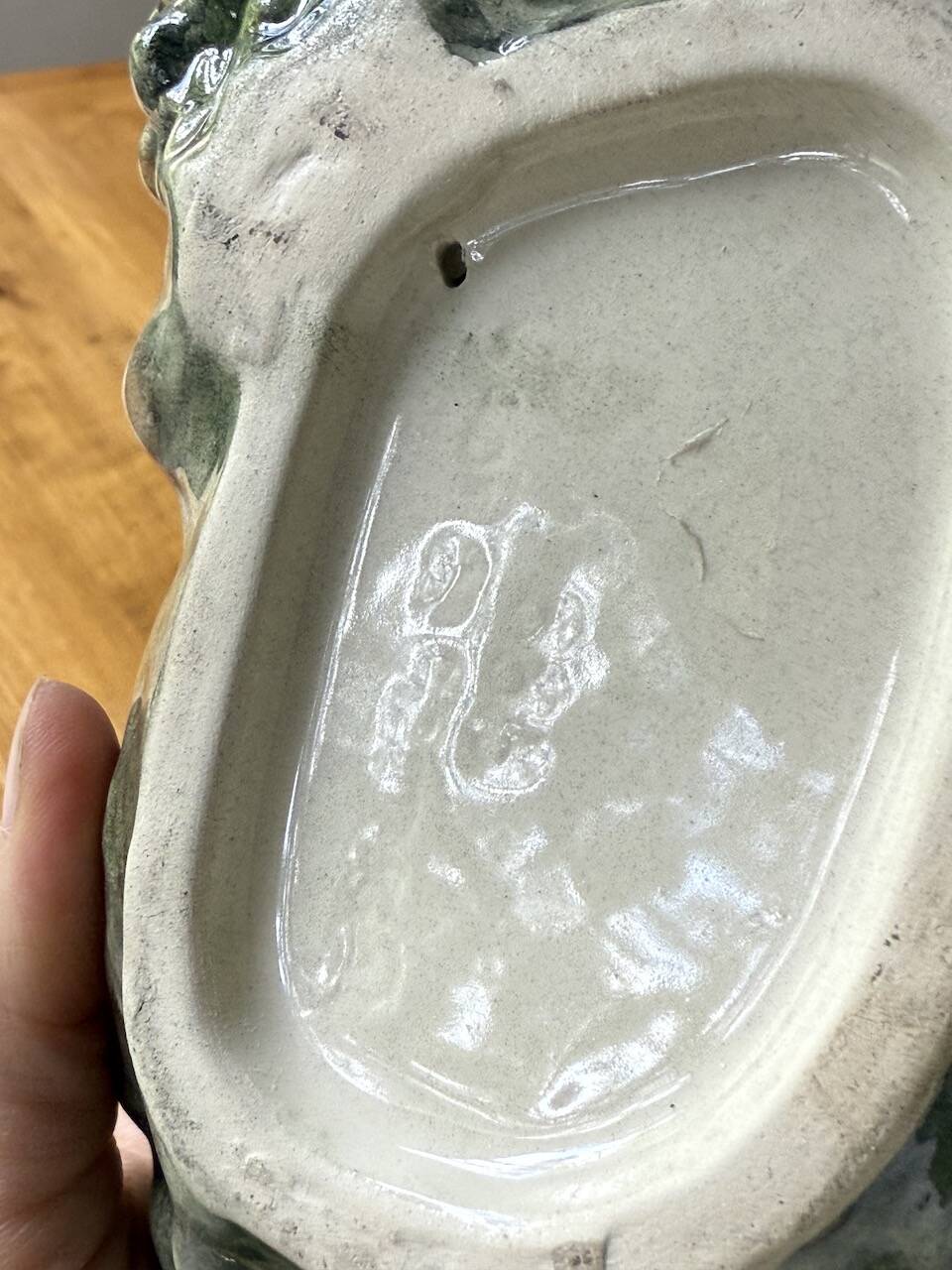 Ceramic shell empty pocket or ashtray 1970