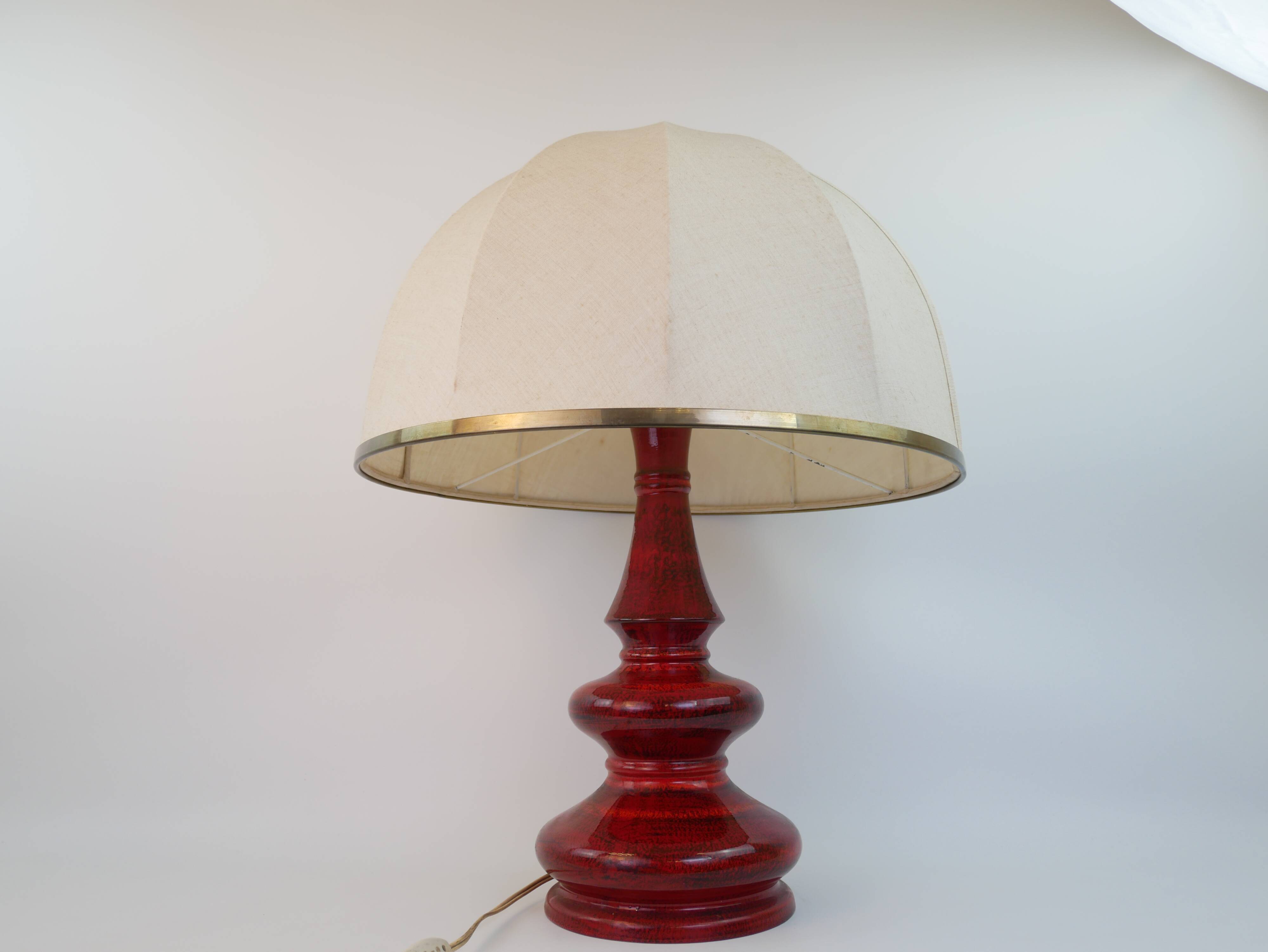 Large vintage red ceramic lamp