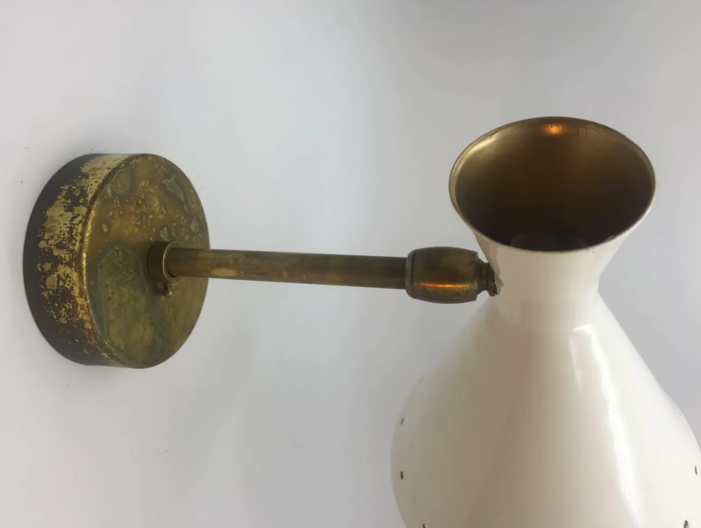 Wall light in the style of Italian creations of the 50s