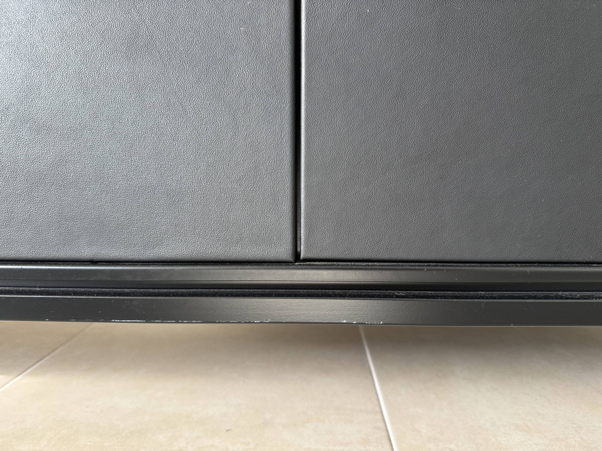 TV cabinet sideboard in metal, steel and leather, Réalto