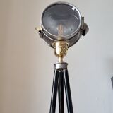 Former tripod projector, Besnard Paris, ca. 1910