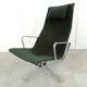 Fauteuil lounge Charles & Ray Eames EA124 en tissu noir, années 1970