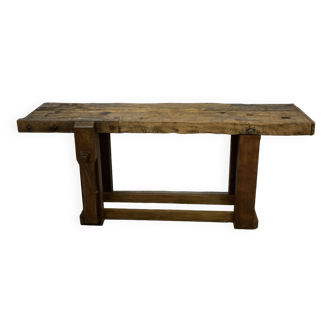 Carpenter's workbench
