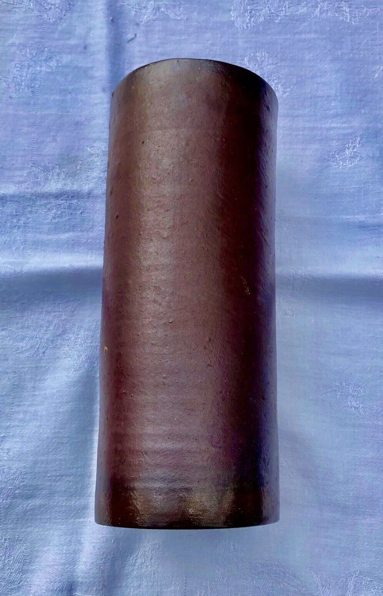 Ceramic roll vase signature to decipher