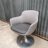 Tulip armchair